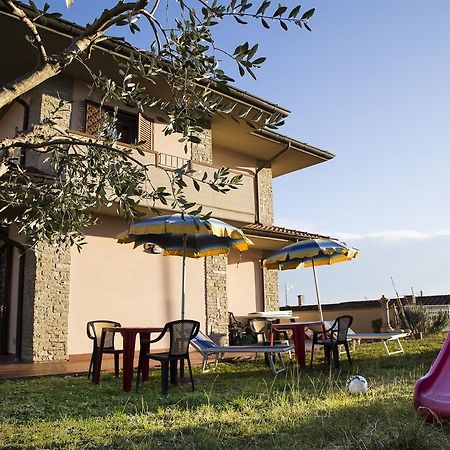 B&B Nuovo Paradiso Pescia Bagian luar foto
