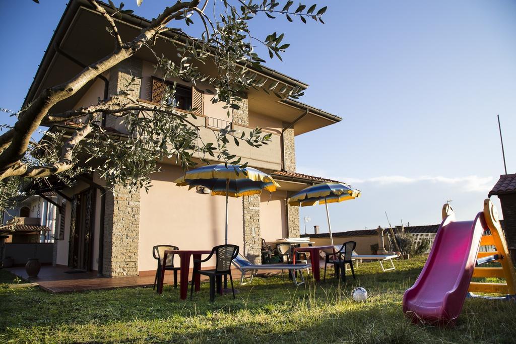B&B Nuovo Paradiso Pescia Bagian luar foto