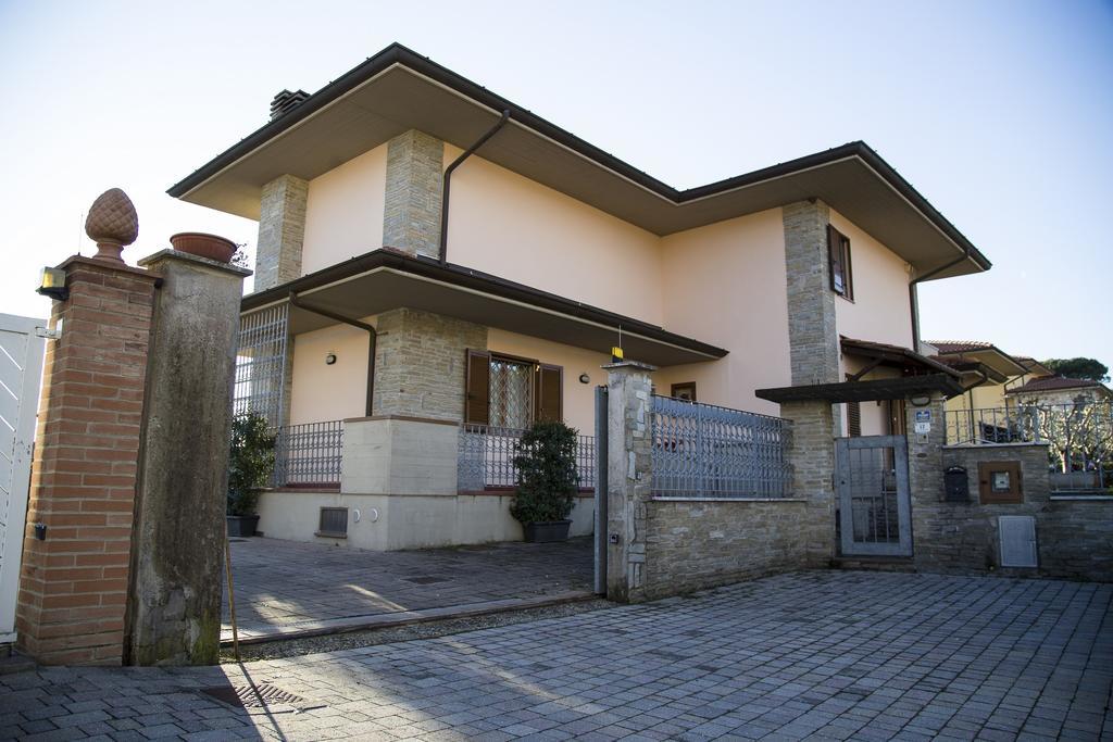 B&B Nuovo Paradiso Pescia Bagian luar foto
